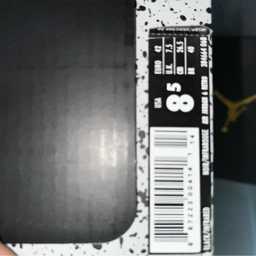 Jordan retro 6 size 8.5 men’s